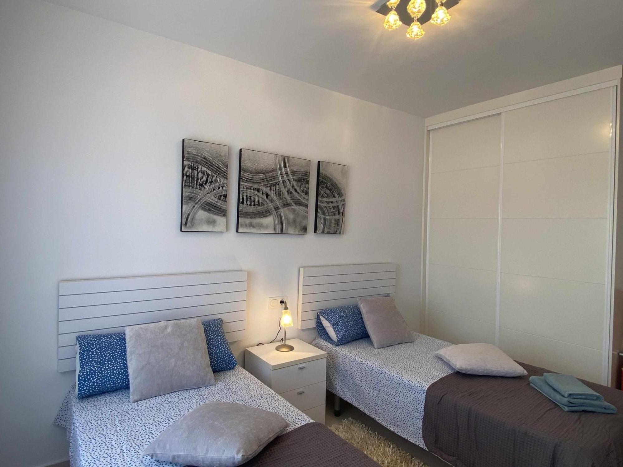 Acogedor Apartamento Cerca De La Playa Los Alcazares Bagian luar foto